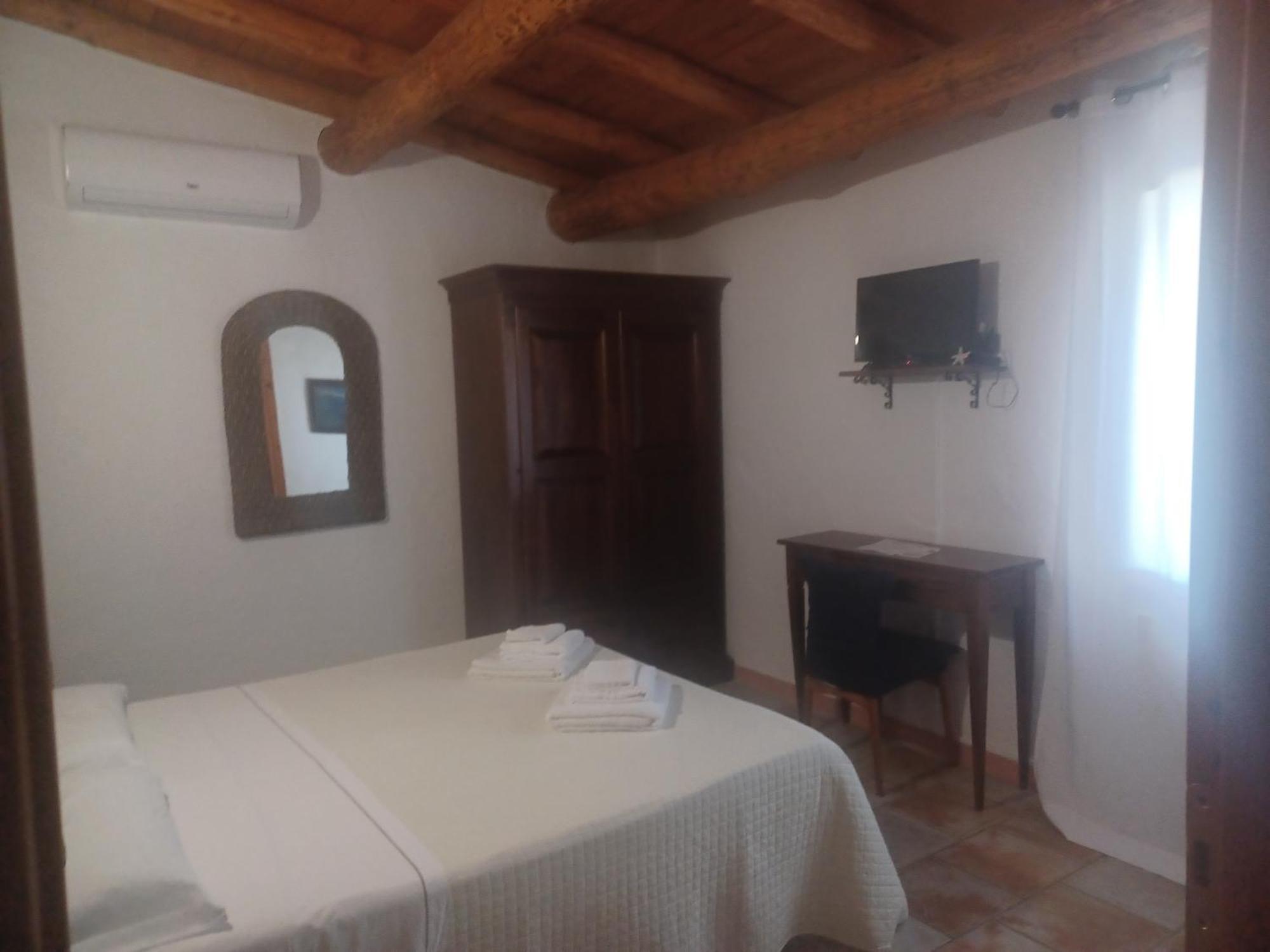 B&B Helios Il Tuo Relax In Sardegna San Teodoro  Luaran gambar